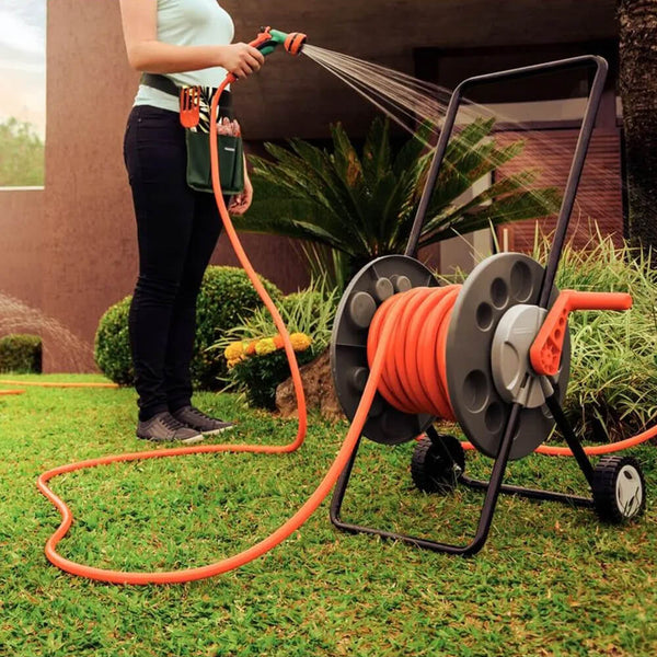 Enrolador para mangueiras de 1/2" polegada com até 55 metros Braços Metálicos e Rodas Plásticas – Tramontina – Unitário