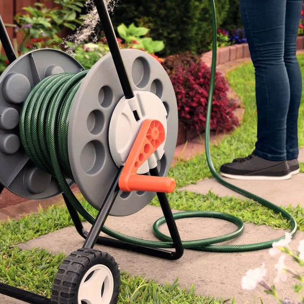 Enrolador para mangueiras de 1/2" polegada com até 55 metros Braços Metálicos e Rodas Plásticas – Tramontina – Unitário
