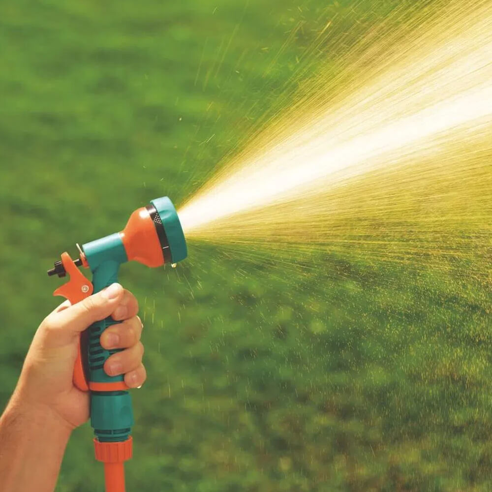 Esguicho Hidropistola de Jardim com 6 Tipos de Jato com Engate Rápido para Mangueiras de 1/2" polegada - Tramontina